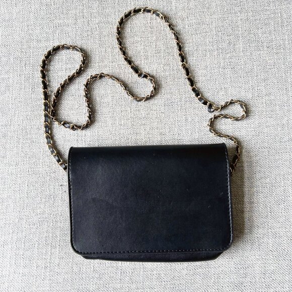 Badgley Mischka black debossed crossbody purse vegan leather - Picture 11 of 16